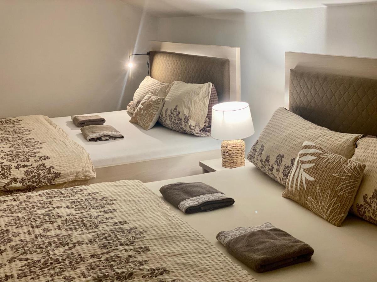 Dum U Lazni Federer Apartment Trebon Bagian luar foto